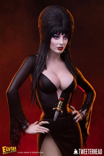 PRE-ORDER Elvira: Mistress of the Dark Quarter Scale Maquette