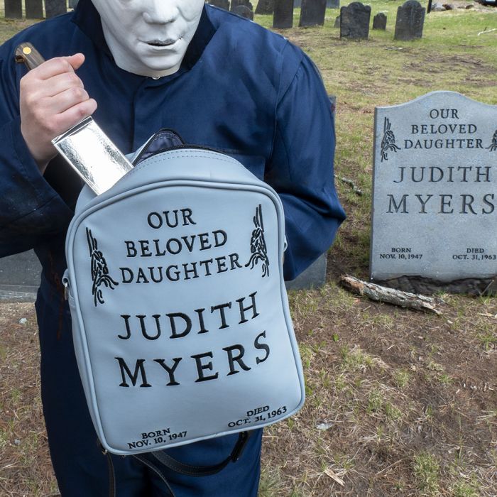 Halloween: Judith Myers Tombstone Bag