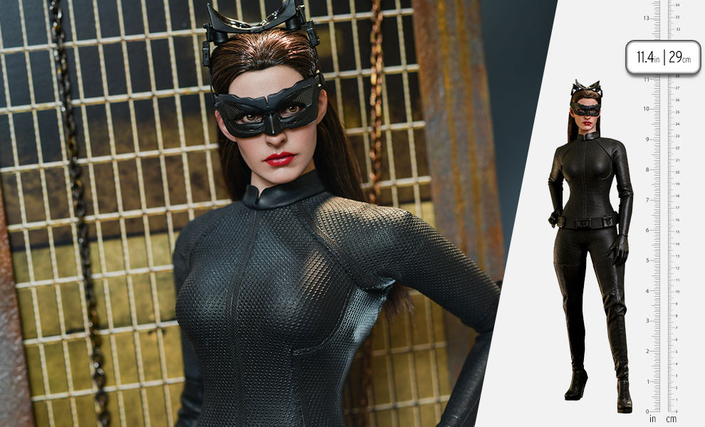 Pre-Order Catwoman Sixth Scale Figure