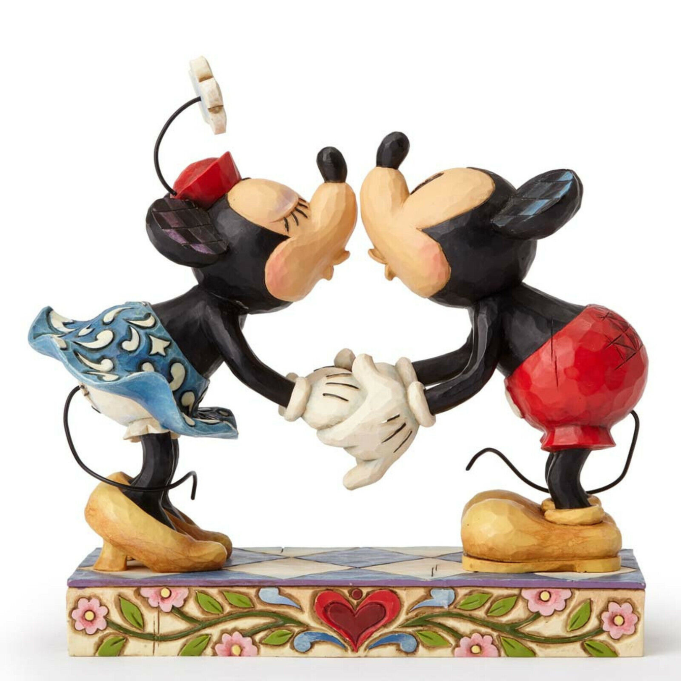 Jim Shore Mickey Mouse and Minnie Mouse Kissing